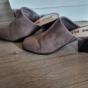 Anne Klein Taupe Suede Mules, Size 6.5